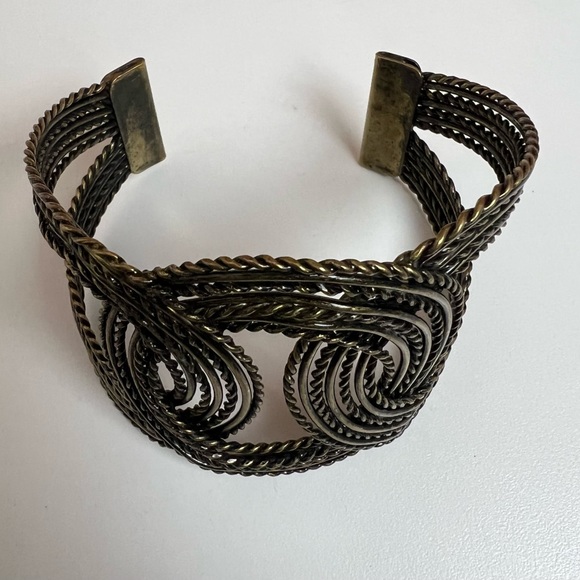 Vintage Cuff Bracelet - Picture 2 of 9